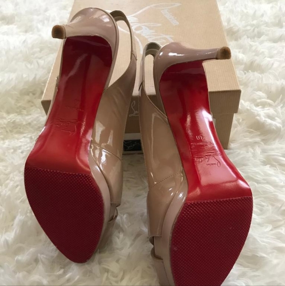 Christian Louboutin - Picture 8 of 14